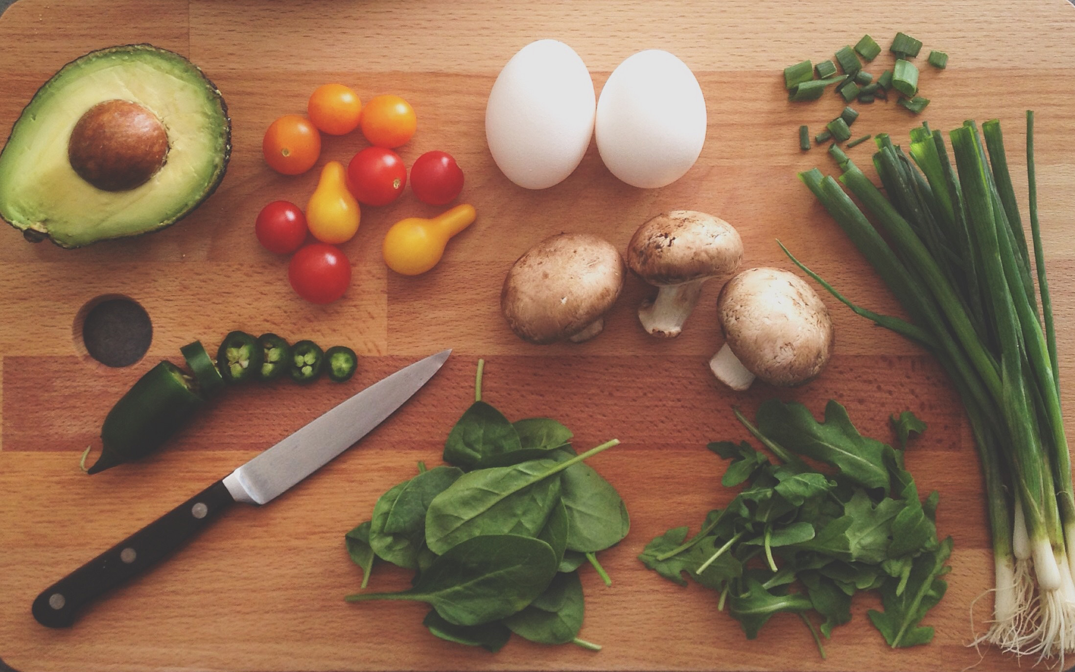 https://ronaldmcdonaldhousebcy.ca/wp-content/uploads/2017/06/meals-bg-1.jpg